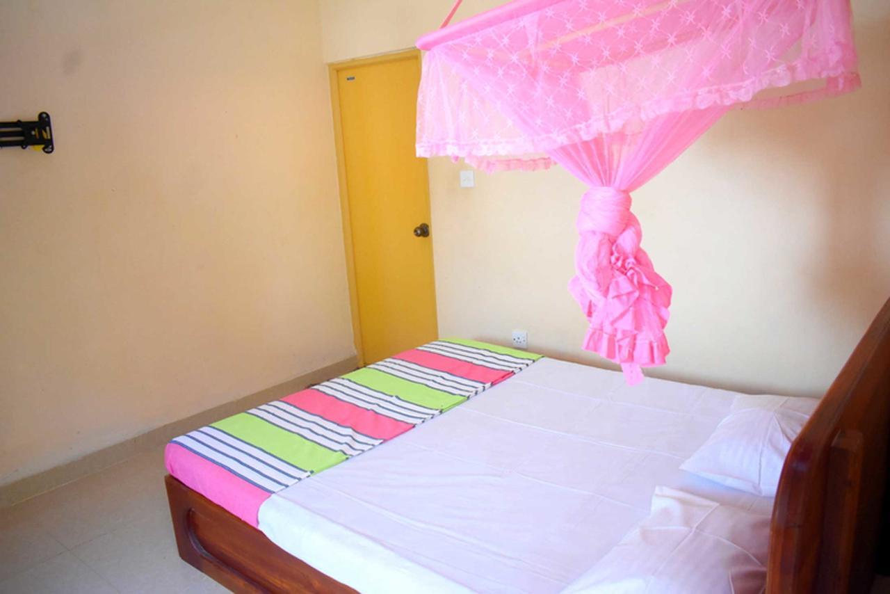 Yaswi Guest House Passikudah エクステリア 写真