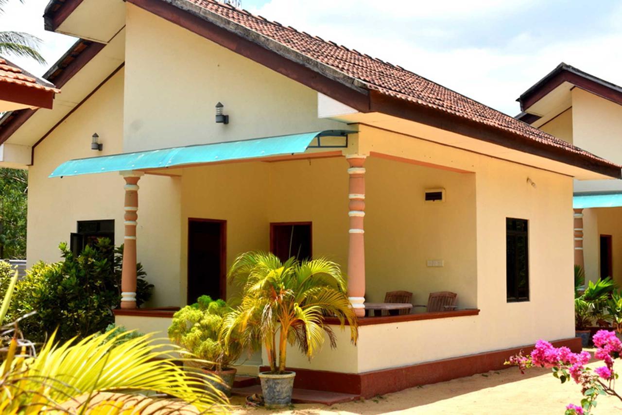 Yaswi Guest House Passikudah エクステリア 写真
